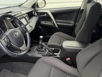 TOYOTA RAV 4 DIESEL 4X4 DE VAZARE IN RATE FIXE