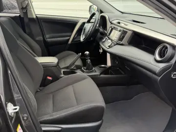 TOYOTA RAV 4 DIESEL 4X4 DE VAZARE IN RATE FIXE