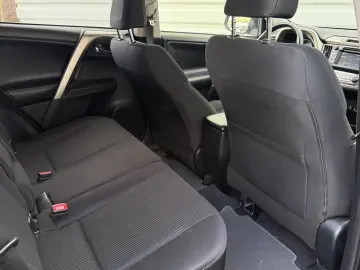 TOYOTA RAV 4 DIESEL 4X4 DE VAZARE IN RATE FIXE