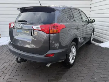 TOYOTA RAV 4 DIESEL 4X4 DE VAZARE IN RATE FIXE
