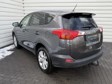 TOYOTA RAV 4 DIESEL 4X4 DE VAZARE IN RATE FIXE