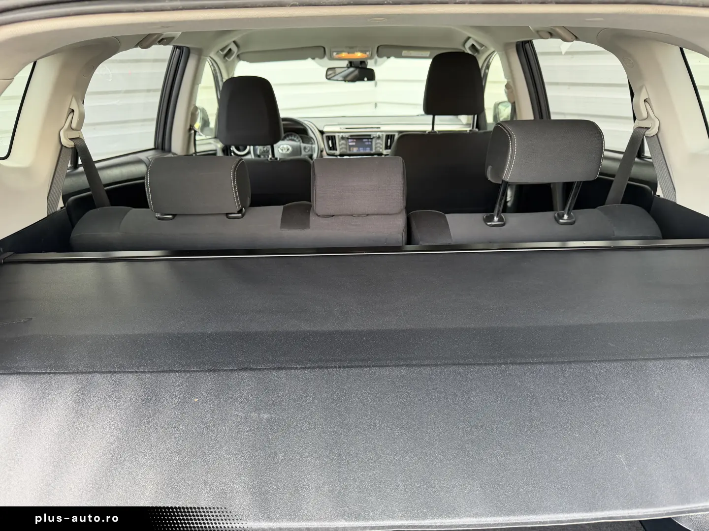 TOYOTA RAV 4 DIESEL 4X4 DE VAZARE IN RATE FIXE