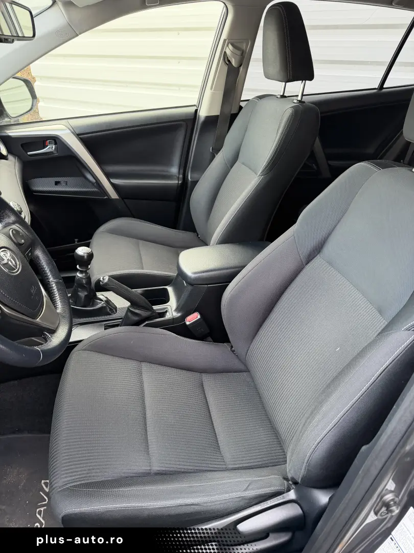 TOYOTA RAV 4 DIESEL 4X4 DE VAZARE IN RATE FIXE