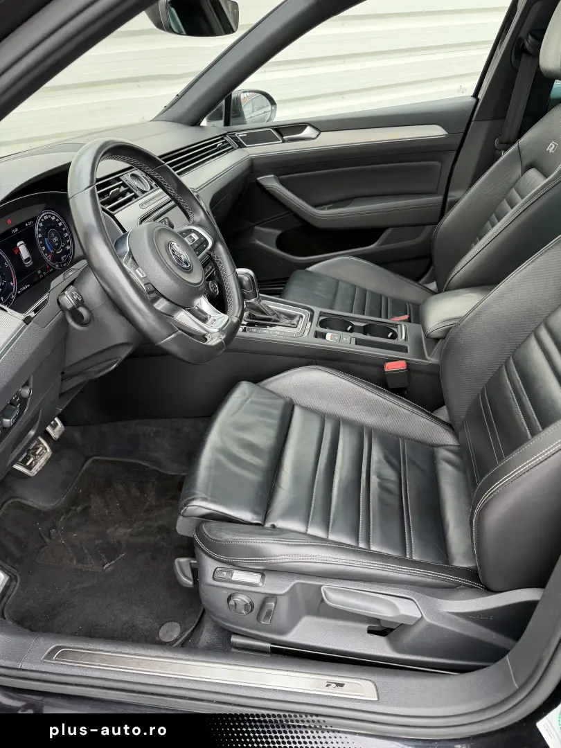 Passat 4x4 R-line 240 cp de vanzare in RATE FIXE