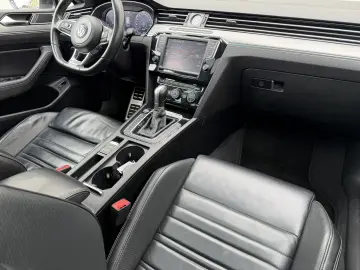 Passat 4x4 R-line 240 cp de vanzare in RATE FIXE