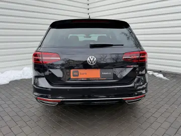Passat 4x4 R-line 240 cp de vanzare in RATE FIXE