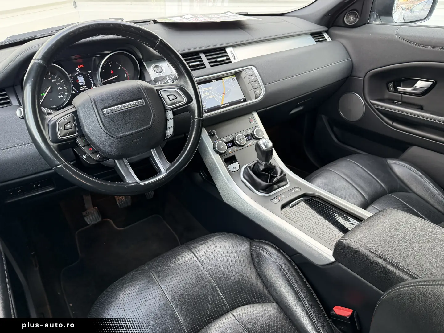 Land Rover Evoque 4x4 2017 in RATE FIXE