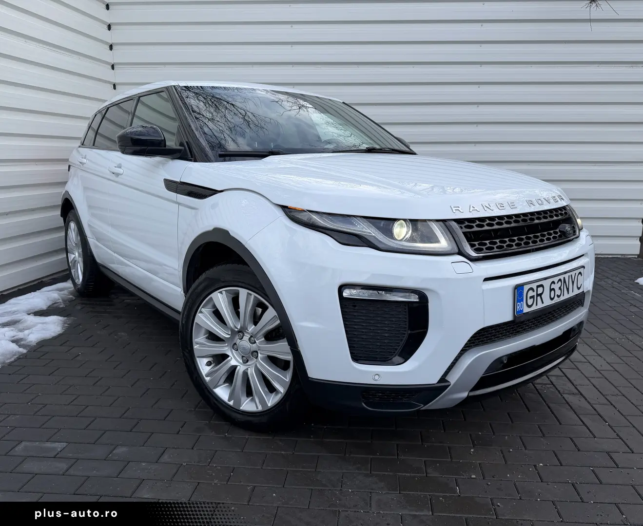 Land Rover Evoque 4x4 2017 in RATE FIXE