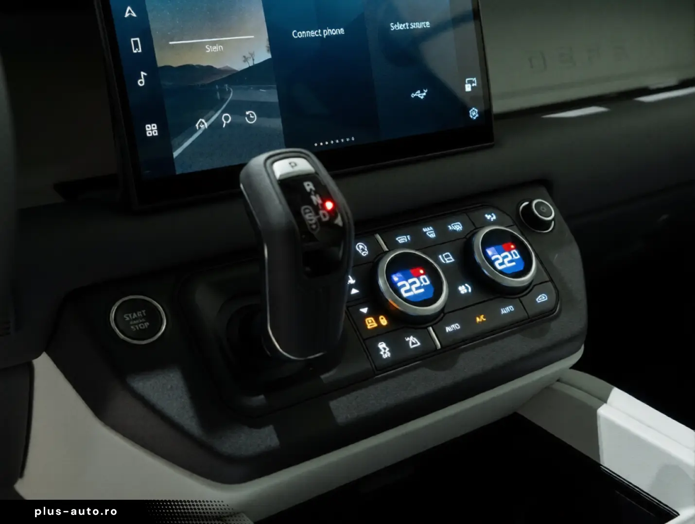 Land Rover Defender 90 X-Dynamic SE D250 AWD