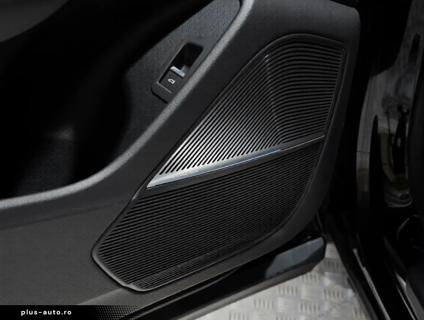 Audi RSQ8 Performance