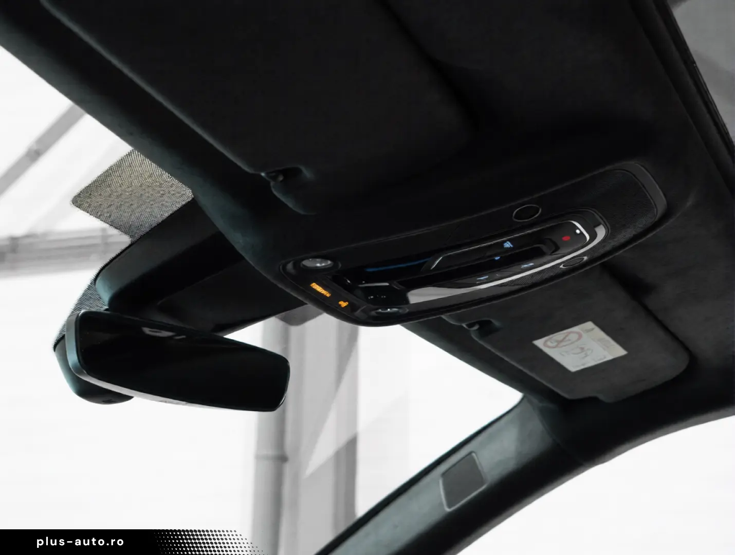 Audi RSQ8 Performance