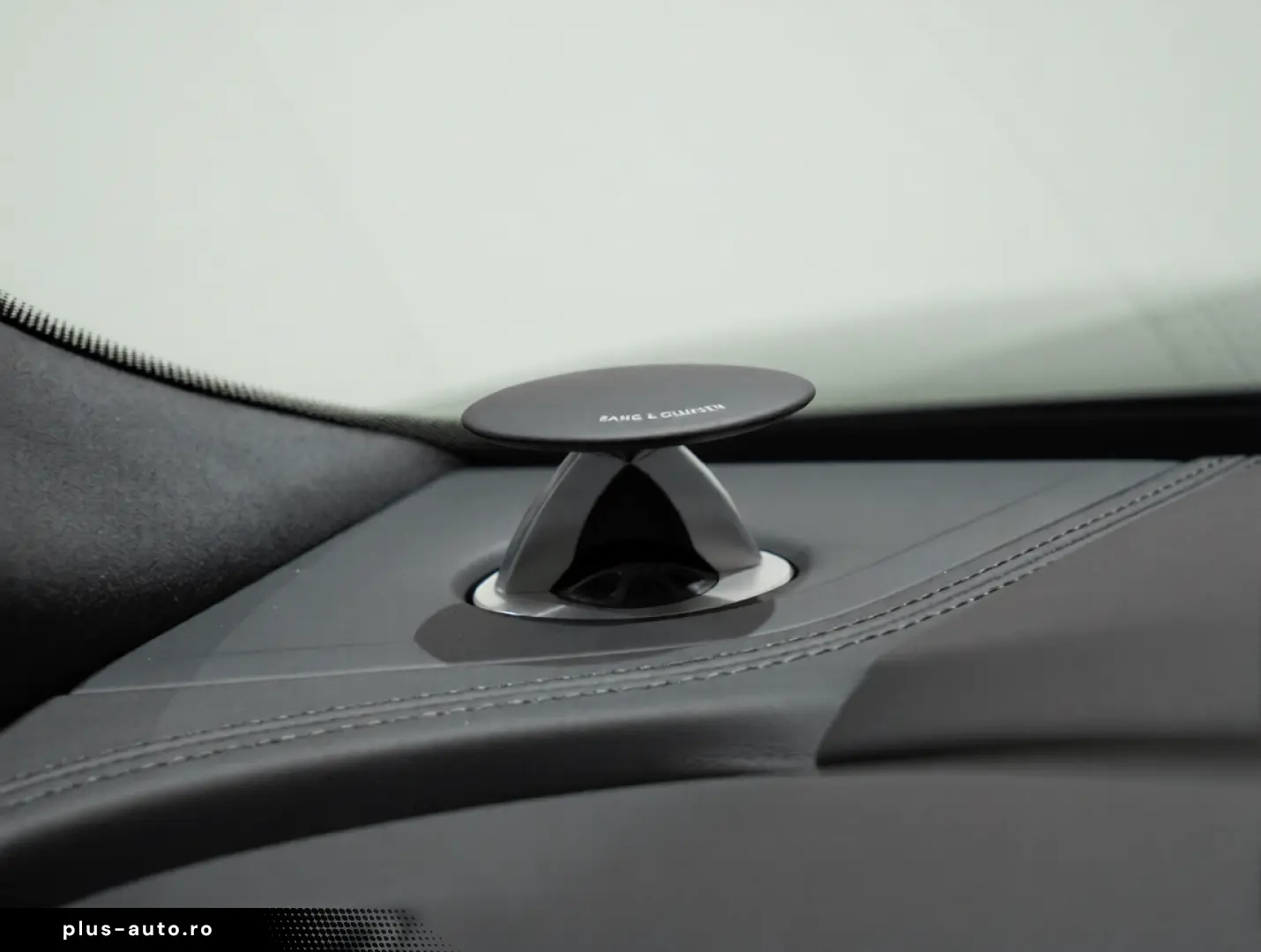 Audi RSQ8 Performance