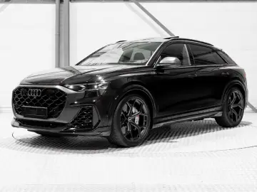 Audi RSQ8 Performance