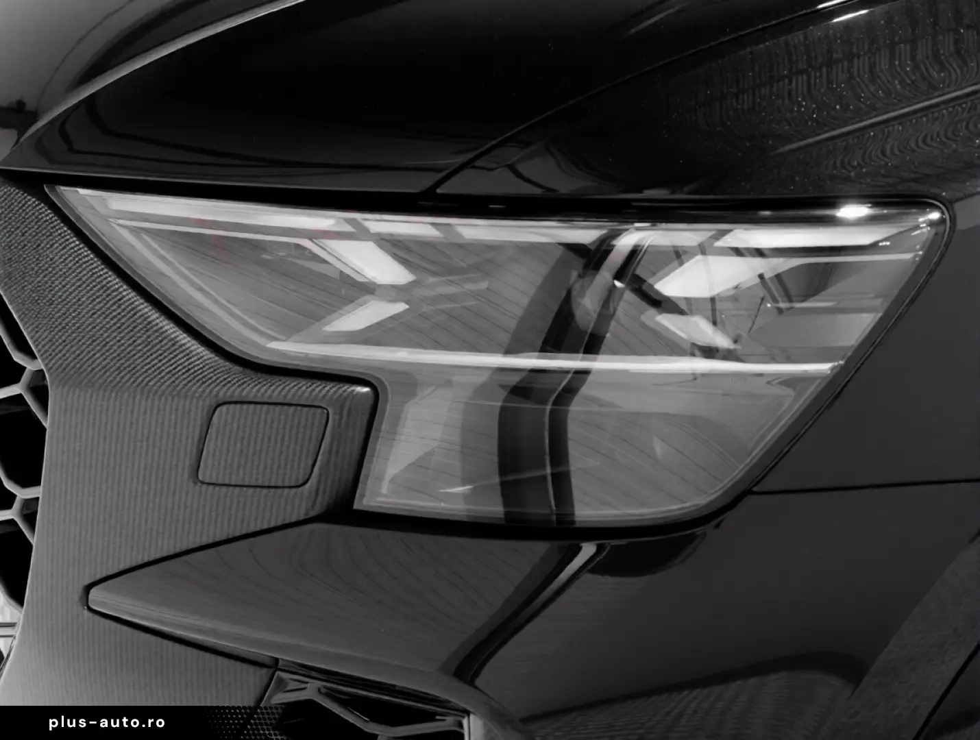 Audi RSQ8 Performance