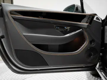 Bentley Continental GTC Black Edition