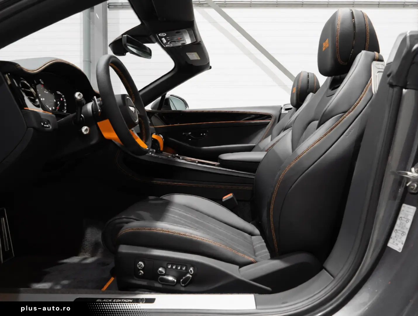 Bentley Continental GTC Black Edition