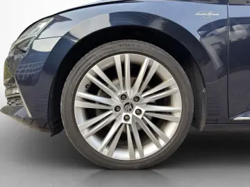 SKODA SUPERB COMBI 2.0 TDI DSG 4X4 200PS  L&K Navi LED