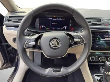 SKODA SUPERB COMBI 2.0 TDI DSG 4X4 200PS  L&K Navi LED