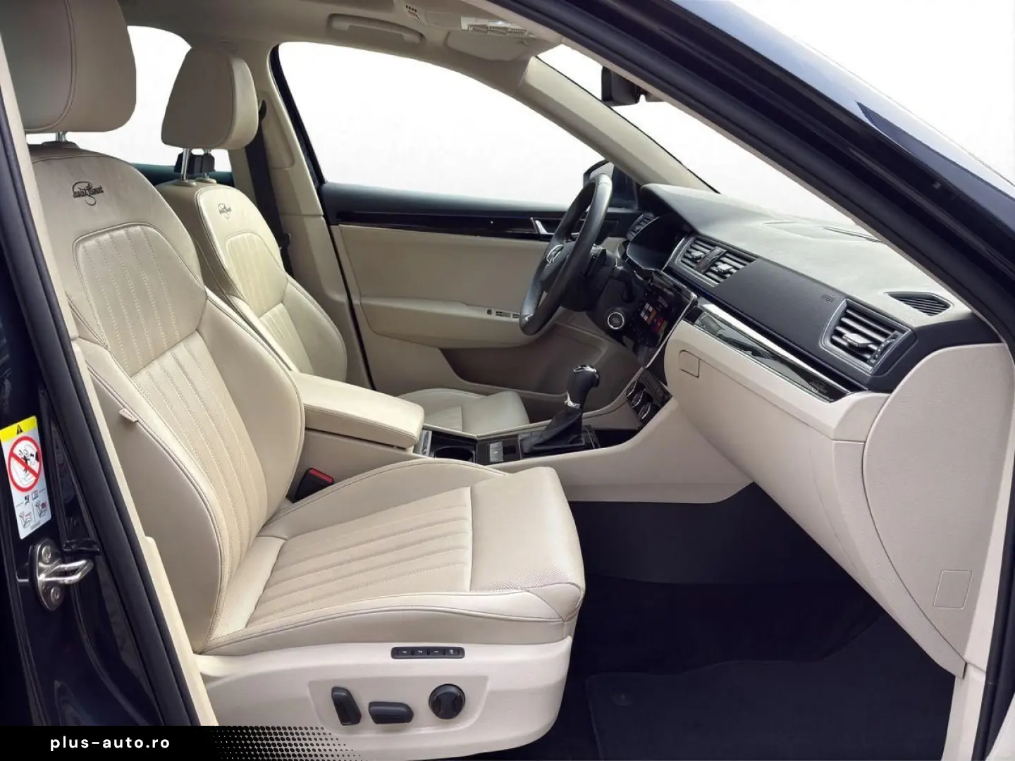 SKODA SUPERB COMBI 2.0 TDI DSG 4X4 200PS  L&K Navi LED