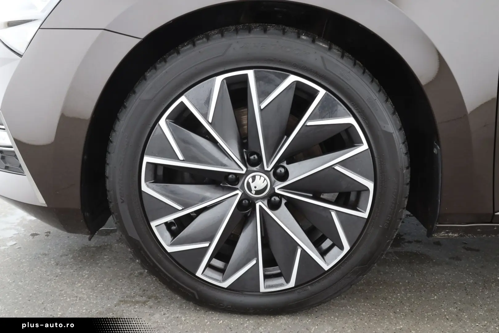 SKODA SUPERB COMBI 2.0 TDI DSG 4x4 L & K   STANDH.