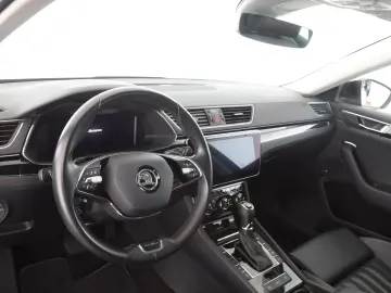 SKODA SUPERB COMBI 2.0 TDI DSG 4x4 L & K   STANDH.