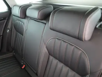 SKODA SUPERB COMBI 2.0 TDI DSG 4x4 L & K   STANDH.