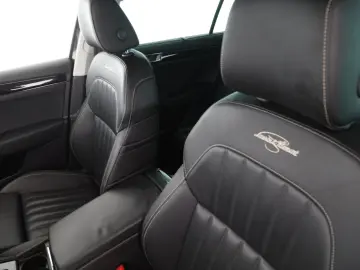 SKODA SUPERB COMBI 2.0 TDI DSG 4x4 L & K   STANDH.