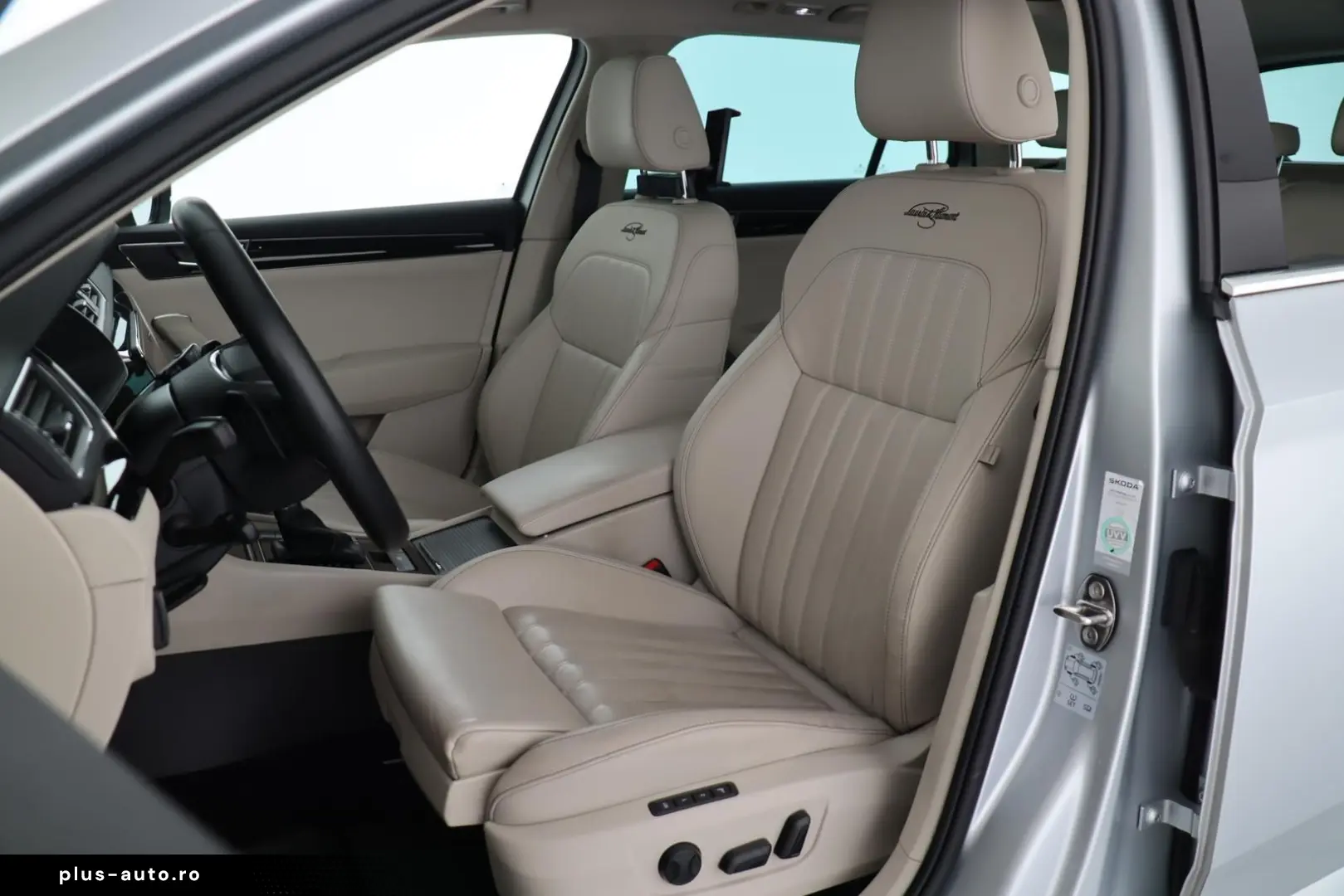 SKODA SUPERB COMBI L&K 2.0TDI DSG 4X4 STAND-HZ KAMERA