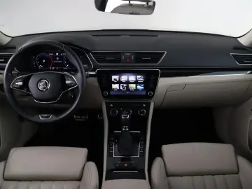 SKODA SUPERB COMBI L&K 2.0TDI DSG 4X4 STAND-HZ KAMERA