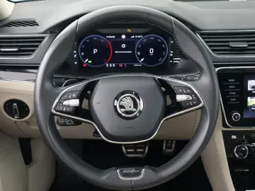 SKODA SUPERB COMBI L&K 2.0TDI DSG 4X4 STAND-HZ KAMERA