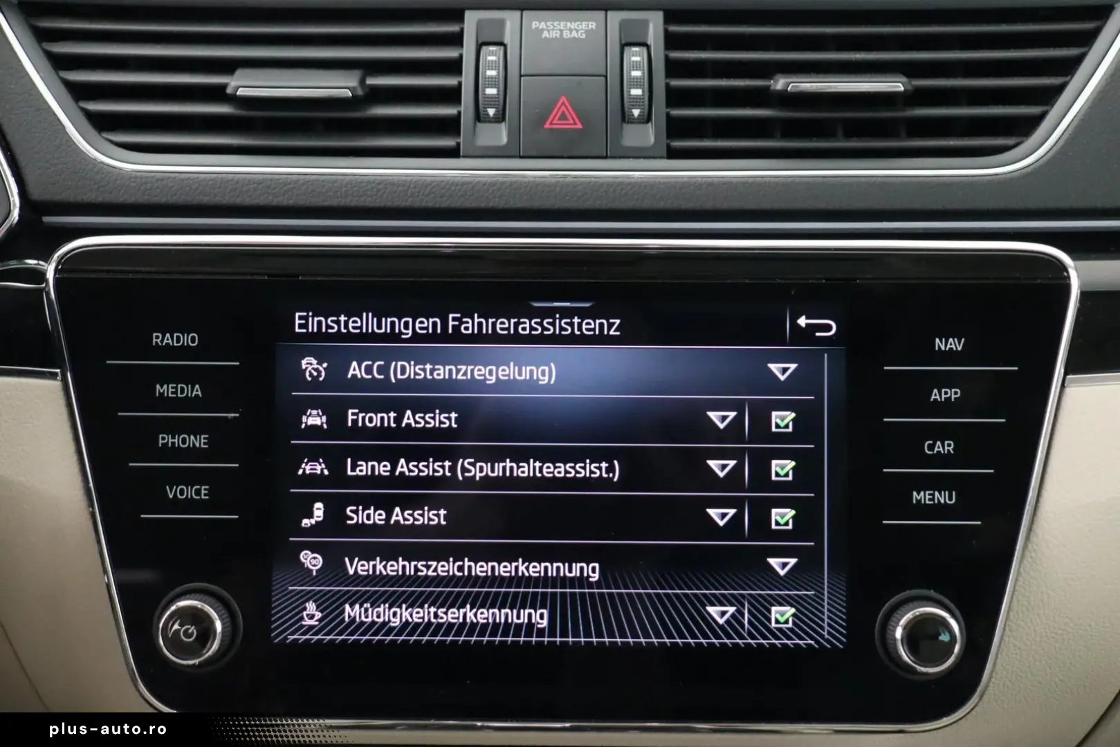 SKODA SUPERB COMBI L&K 2.0TDI DSG 4X4 STAND-HZ KAMERA