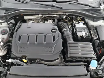 SKODA SUPERB COMBI L&K 2.0TDI DSG 4X4 STAND-HZ KAMERA