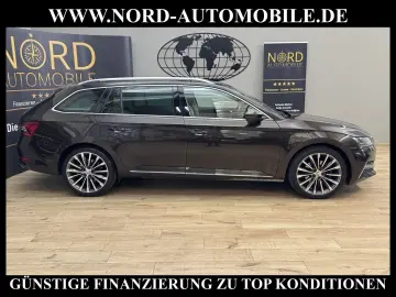 SKODA Superb Combi Laurin & Klement 2.0 TDI DSG AHK 19