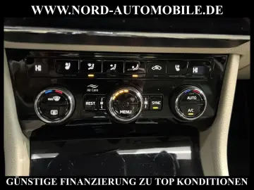 SKODA Superb Combi Laurin & Klement 2.0 TDI DSG AHK 19