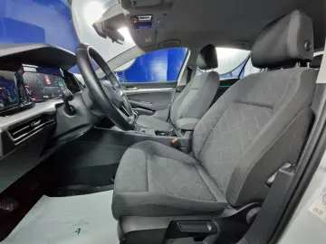 VOLKSWAGEN GOLF LIFE 1.0i 110CP 2021