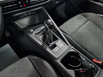 VOLKSWAGEN GOLF LIFE 1.0i 110CP 2021