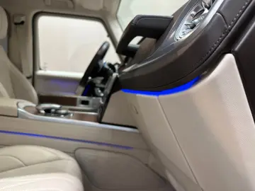 MERCEDES-BENZ G63 AMG   DESIGNO MANUFAKTUR