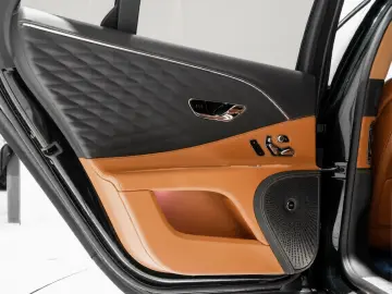 Bentley Flying Spur S Hybrid