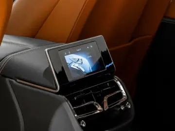 Bentley Flying Spur S Hybrid