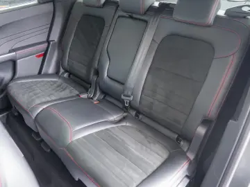 Ford Kuga Plug-In Hybrid Automatik  ST-Line