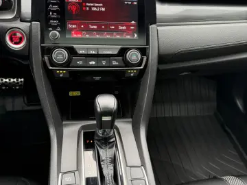 Honda Civic X Sport Plus AT