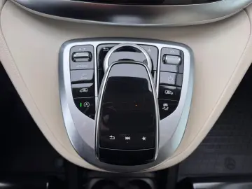 MERCEDES-BENZ V 300 d 4Matic AMG Extralung Avantgarde 2020
