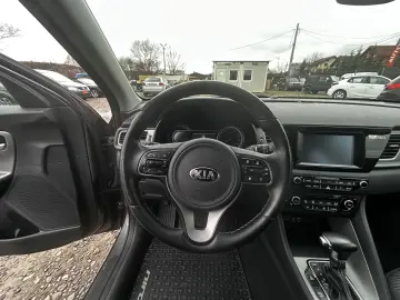 Kia Niro 1.6 Plug-in Hybrid Silber