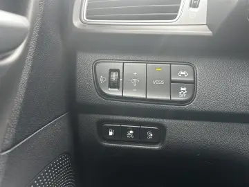 Kia Niro 1.6 Plug-in Hybrid Silber