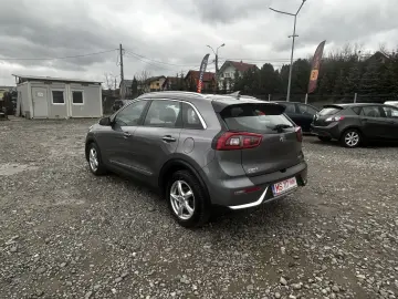 Kia Niro 1.6 Plug-in Hybrid Silber