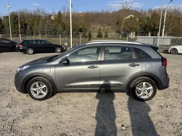 Kia Niro 1.6 Plug-in Hybrid Silber