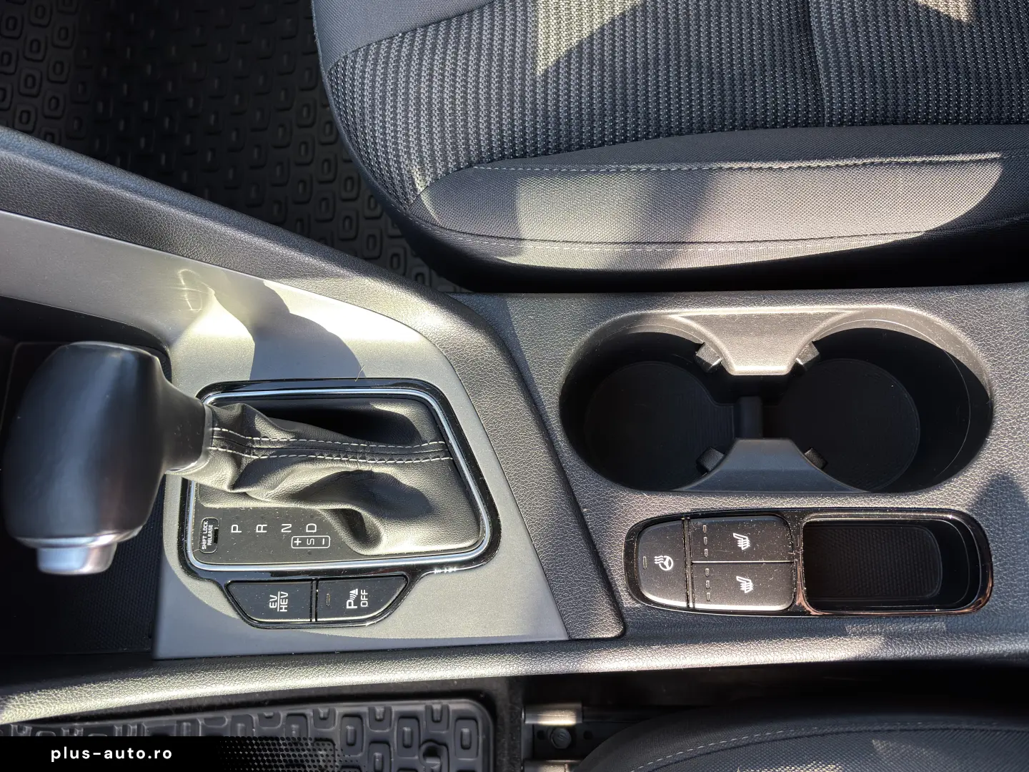 Kia Niro 1.6 Plug-in Hybrid Silber