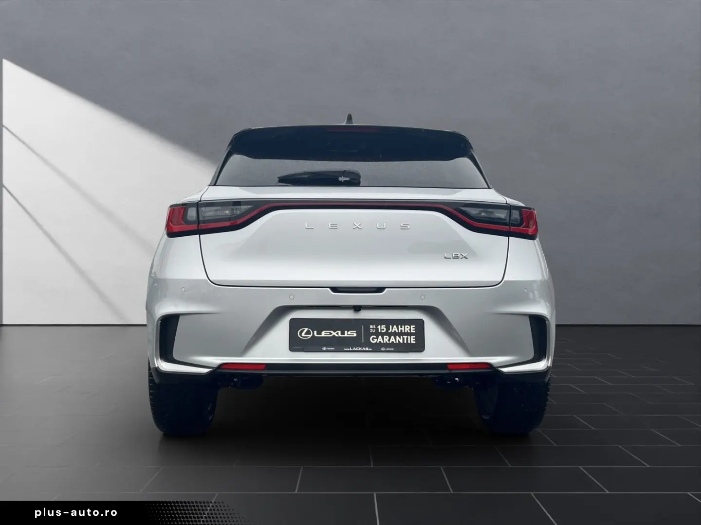 LEXUS LBX FWD Emotion LEDER NAVI  LED DACH IN SCHWARZ