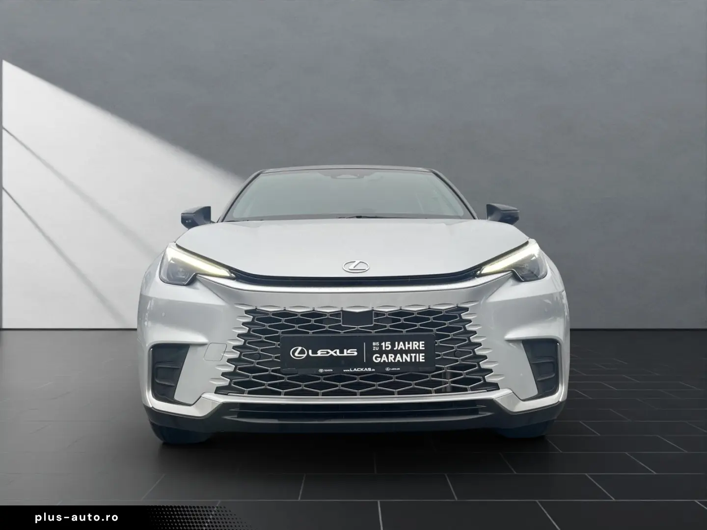 LEXUS LBX FWD Emotion LEDER NAVI  LED DACH IN SCHWARZ