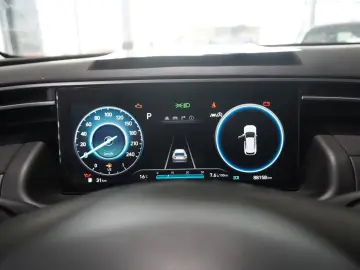 HYUNDAI Tucson 1.6 T-GDI MHEV